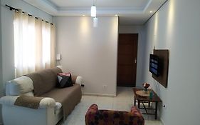 Casa Inteira - 2 Quartos com Ar - Pariquera-Açu - Vila Sossego com Garagem